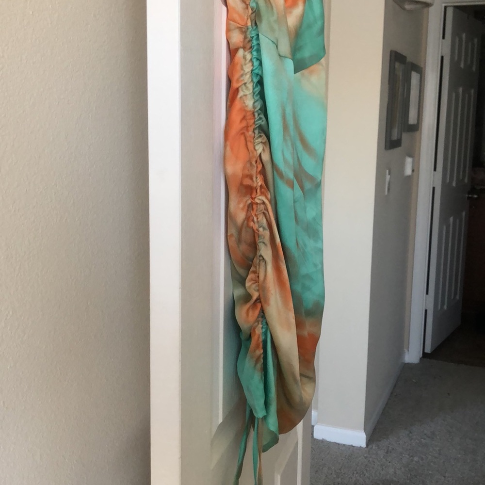 Fashion Nova blue & orange silk mini dress - Picture 2 of 5